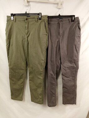 GAP 2 Pair Women's Relaxed Girlfriend Ankle Pants Size 6
